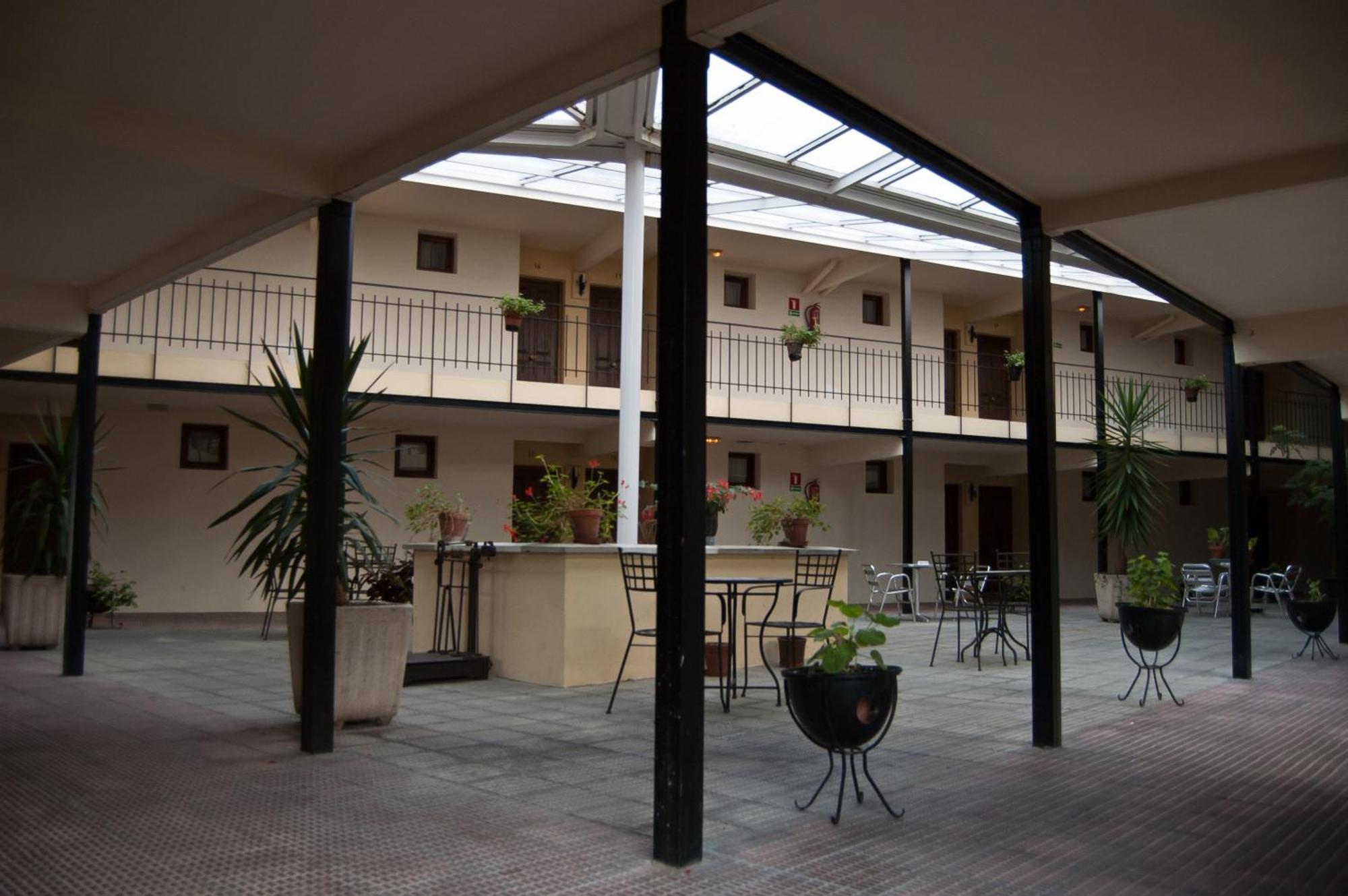 Oronoz-Mugaire Hotel Urgain מראה חיצוני תמונה